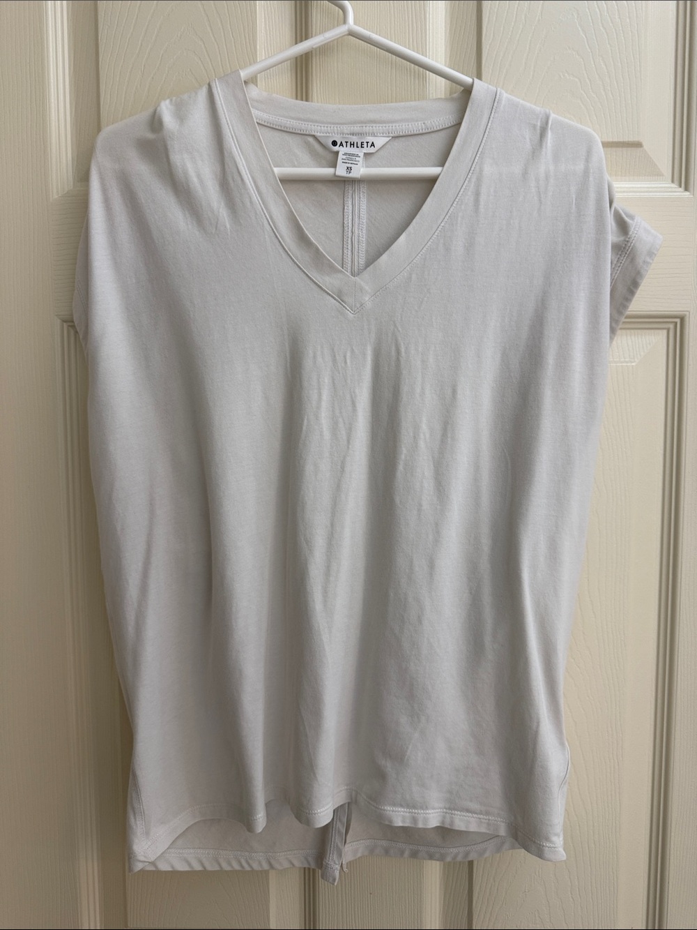 Athleta White V-Neck Twist-Back Short Sleeve Top XS